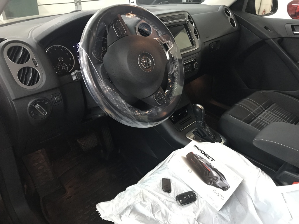 Установка сигнализации с автозапуском в Пушкино и Королёв на Volkswagen Tiguan