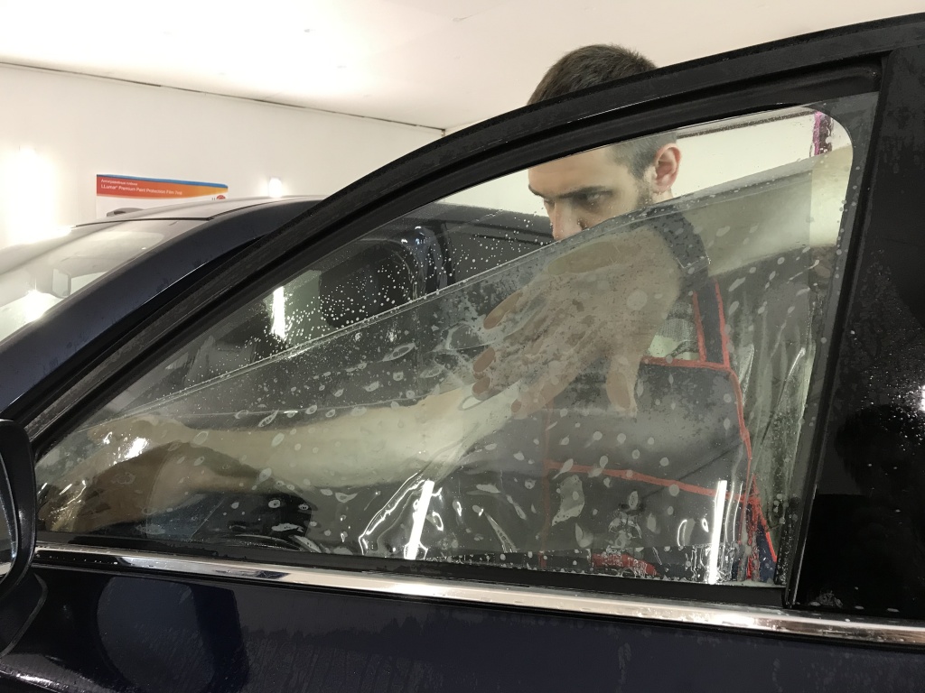 Тонирование передних стёкол автомобиля Mazda CX-5 в Пушкино